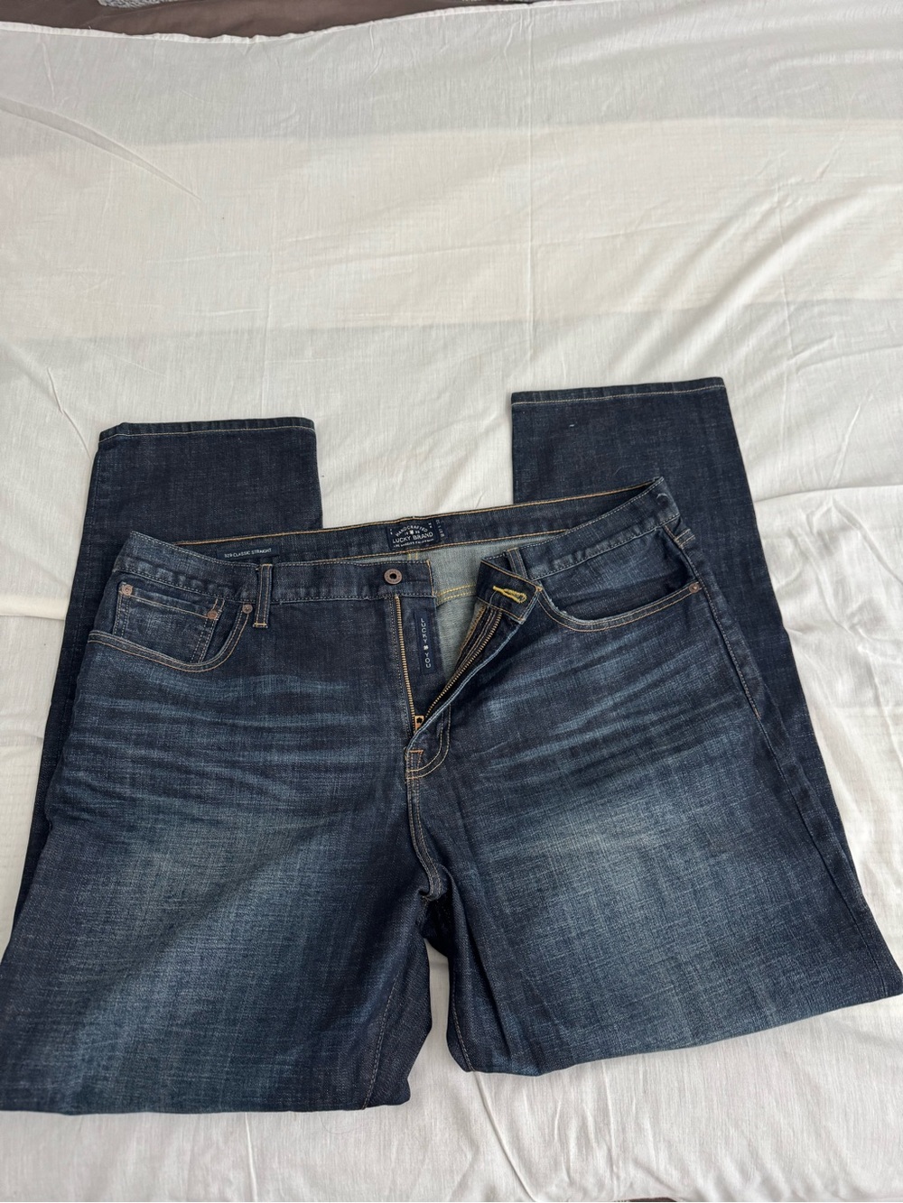 Lucky Brand Men’s Straight Jeans in Dark Blue Wash